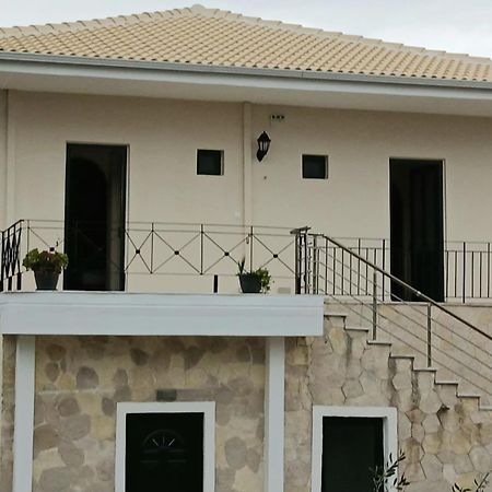 Bed and Breakfast Olive House Marathiás Exterior foto