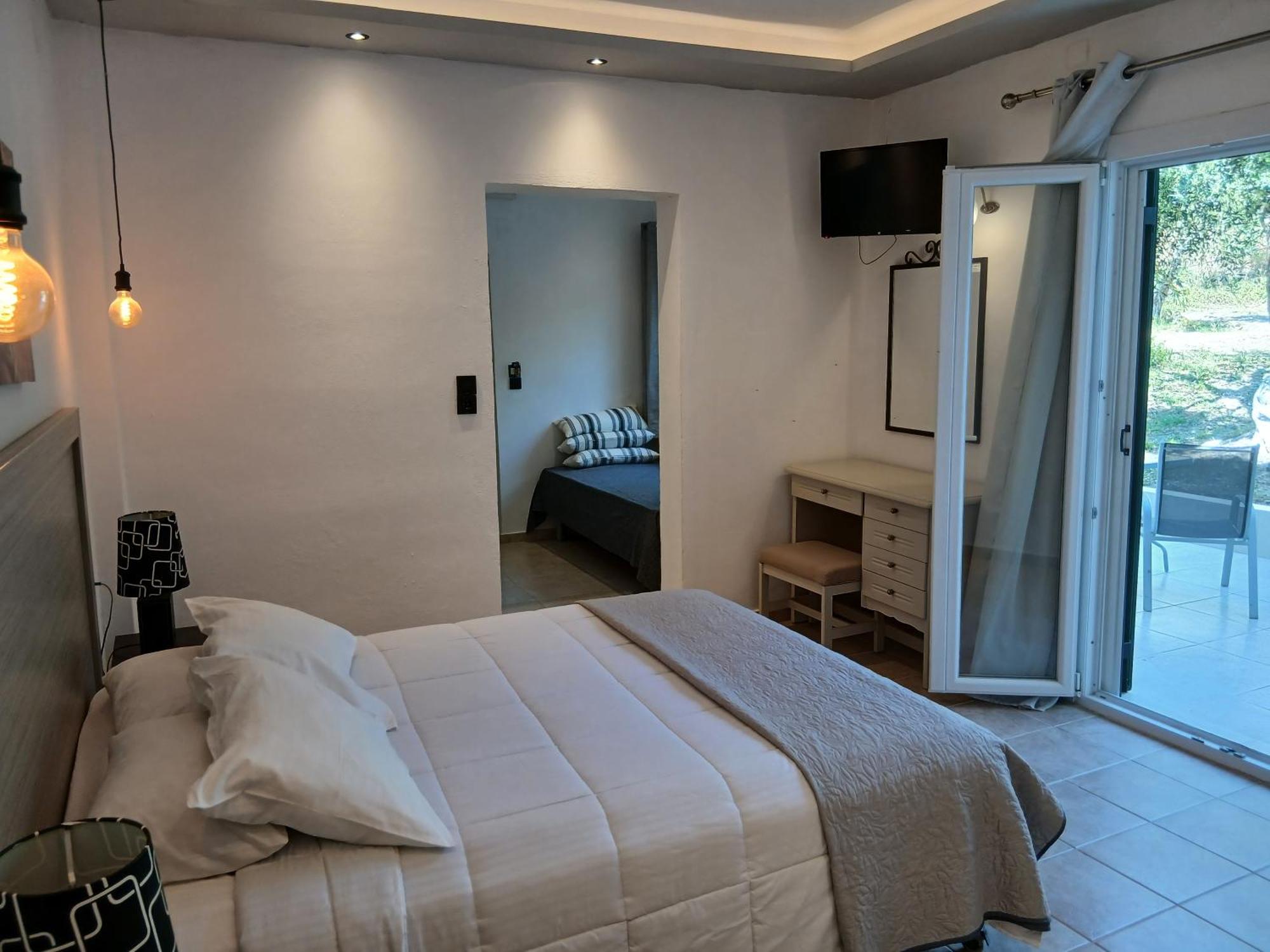 Bed and Breakfast Olive House Marathiás Exterior foto